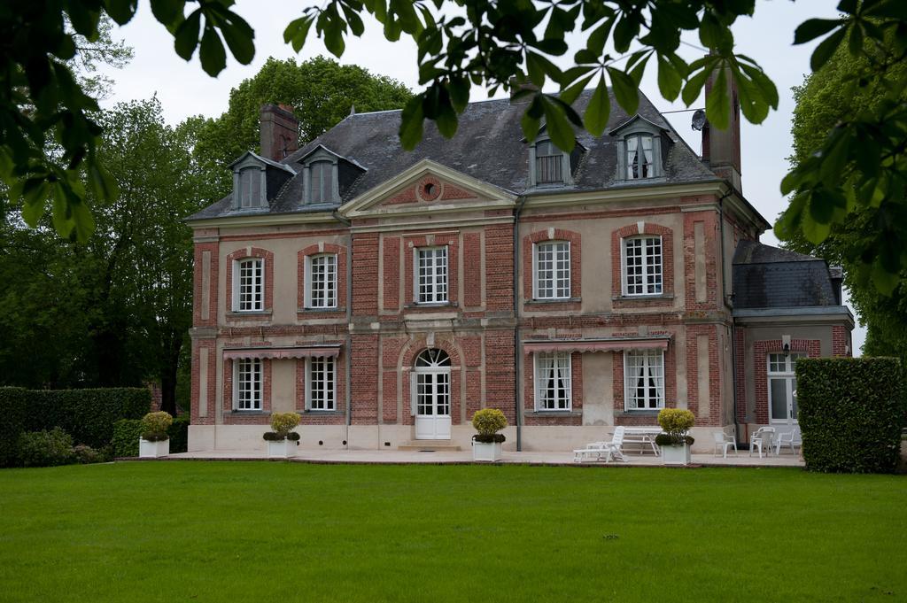 Chateau De Maillot Hotell Bonneville-la-Louvet Exteriör bild